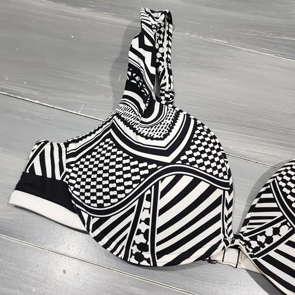 Kenneth Cole New York Bikini Swim Top 38 B/C Black and White Print‎ - Picture 3 of 6